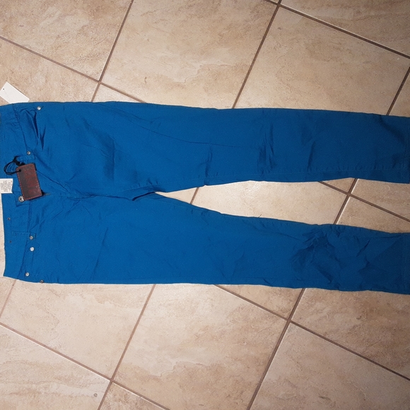 Straight Leg Jeans - Picture 3 of 4